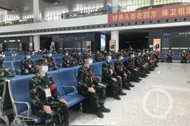 好男儿去当兵！今年新兵网上报名数创新高 大学生征集比例达到90%图片