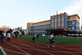 微纪录丨丹东凤凰山脚下的特殊教育学校视频封面