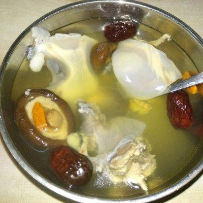 你做的清炖甲鱼汤，和饭店大厨相比，只差这一步