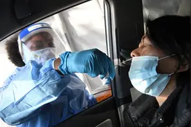全球日增确诊超53万例 累计逾2.28亿例 美国佛州已有超5万人因新冠死亡图片