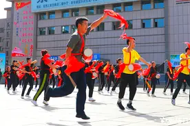 安塞腰鼓走进甘州，丰富群众文化生活图片