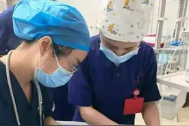 暖心！先天性心脏病孕妇当妈妈啦图片