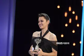 玛丽昂·歌迪亚获颁圣塞巴斯蒂安电影节终身成就奖图片