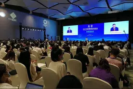 全国工商联民办教育出资者商会会长张杰庭：培养学生迎接挑战的能力图片