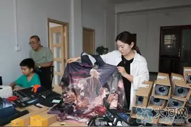鲁山“90后”女孩做跨境电商月入2万元图片