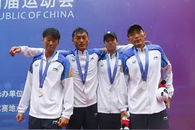 赛艇——男子四人单桨无舵手决赛赛况图片