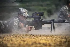 四弹穿一孔，狙击手就是这样炼成的图片