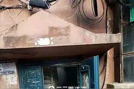 居民反映楼道里长期没有灯，无人管，物业：灯不是物业装的，不归物业管图片