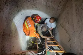 北京一80岁老人跌入4米深污水井，第二天清晨被发现图片