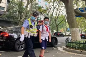 开学模式再启动！护住平安上学路！图片