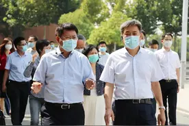 教育部基础教育司司长吕玉刚一行调研合肥七中图片