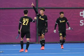 曲棍球——男子小组赛：辽宁队胜天津队图片