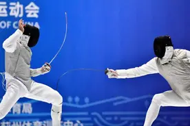 全运会｜黄梦恺、石玥分获男女花剑个人赛冠军图片