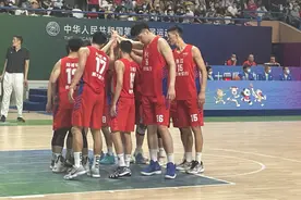 男篮U19五人制打进金牌赛，创造浙江篮球全运会历史，今晚决赛，拼了图片