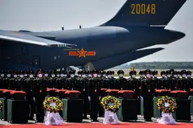 周末观影丨《1950他们正年轻》：激昂的战歌亦是火热的赞歌图片