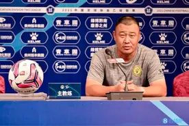 中乙主帅：队内的顶薪是一万五，其中一部分还与成绩挂钩图片