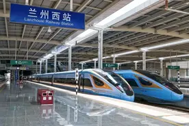 加开列车524列！图片