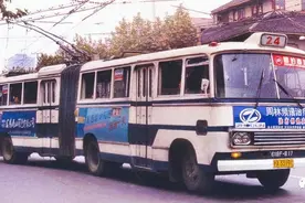 【记忆】坐上24路畅游上海，一览古今变迁图片