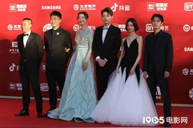 《如果有一天我将会离开你》亮相红毯 入围天坛奖图片