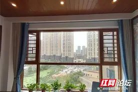 最美阳台丨父亲老了子女陪，我家的阳台，风景中的风景图片