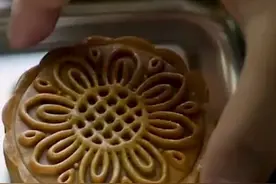 你好奇吗？中秋过后月饼就会“一夜消失”月饼企业淡季都靠什么赚钱？图片