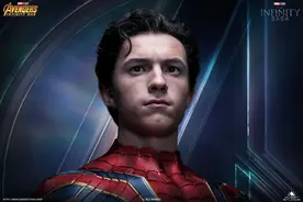 皇后工作室钢铁蜘蛛侠1/1胸像 售价22800元 还原到每一根头发图片