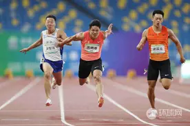 「图集」9秒95！苏炳添夺全运会男子100米冠军图片