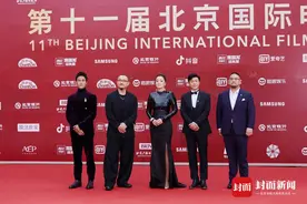 “天坛奖”评委最喜欢什么电影？巩俐：好电影让我变感性丨直击北影节图片