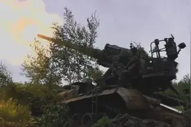 美媒炒作：俄军出动重型火炮，对驻波兰美军进行模拟核打击图片