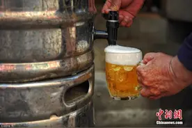 餐饮企业“喝酒”上瘾，越喝越有？图片