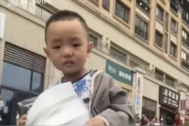 爸爸扮奥特曼接儿子放学 孩子从一脸懵到开心图片