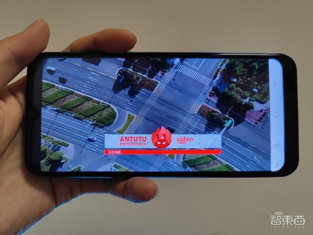 iPhone 13只要548元？暴力拆解山寨机，芯片竟是7年前的货