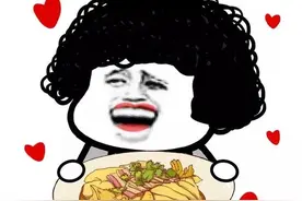 湖南女孩回家探亲，离开时外公将花生塞满整个后备箱！外公：她小时候最爱吃图片