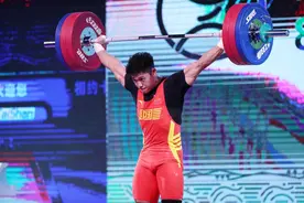 重庆第二金！李大银全运会举重81公斤级夺冠图片