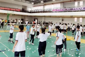 有人从周末忙变成了周间忙，更多人有了能培养兴趣的闲暇——“双减”之后，武汉中小学生重排时间表图片