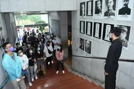 在川台湾青年参观建川博物馆 为全民族抗战动容图片