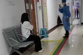 3岁女童中秋节被父母锁车内一天？抢救无效身亡，警方介入图片