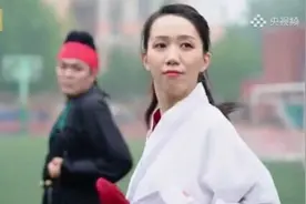 军训汇演天花板！网友：这批新生参加过奥运会吗？图片