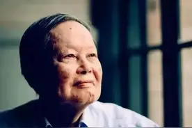 百岁杨振宁 | 人类历史进程中当之无愧的伟人图片