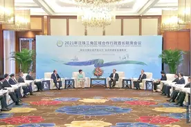 彭清华黄强会见出席2021年泛珠三角区域合作行政首长联席会议的重要嘉宾图片