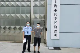 货车司机情绪不佳在匝道内恶意别车，因寻衅滋事被行拘5天图片