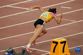 全运会-田径女子200米：葛曼棋获得冠军图片