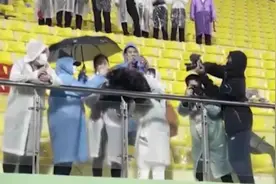 全运会山东7人制橄榄球赛夺冠，队员向爱人求婚视频封面
