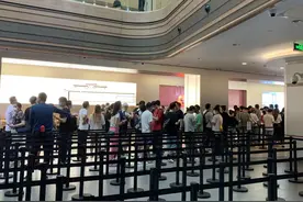 iPhone13系列开卖冷热不一：13破发，Pro加价过千图片