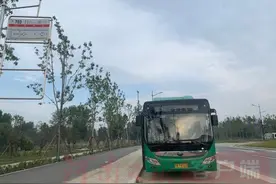 郑州最美沿黄公路上的“那人那车那份情”图片