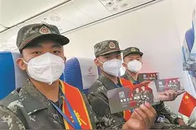 沐浴荣光 奔赴军营图片