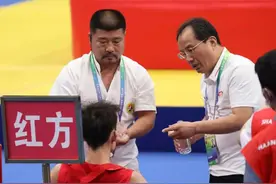 半小时内连夺三金，河南散打无愧“王者之师”图片