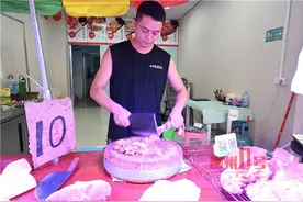 柳州“985”猪肉哥火了！辞掉公务员工作卖猪肉，背后故事太不易图片