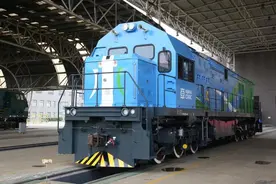 400kW！国内最大功率氢燃料电池混合动力机车来了，同济校企联合创新又一成果图片