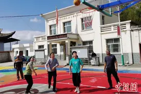 通讯：篮球场里的乡村振兴见闻图片